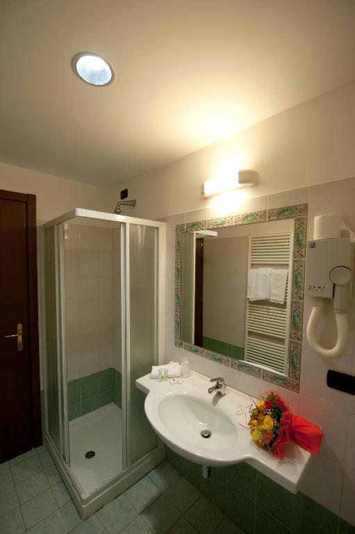 Hotel Roma Cassano Magnago Exterior foto
